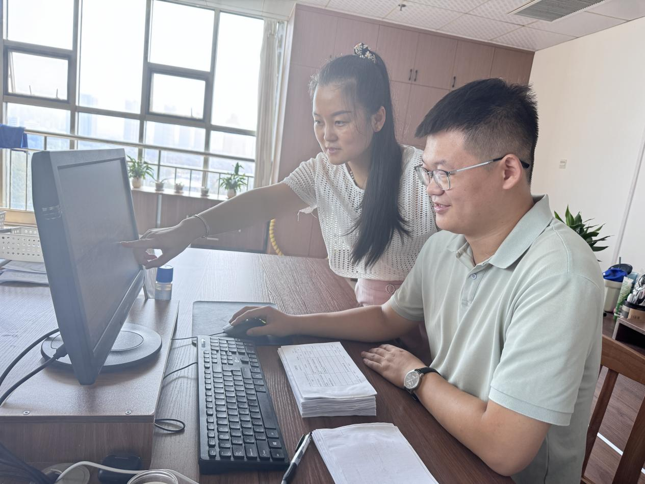 师道传承育匠心  技能接力绽芳华 ——第五建设公司李延娥与齐胜林的“传帮带”故事